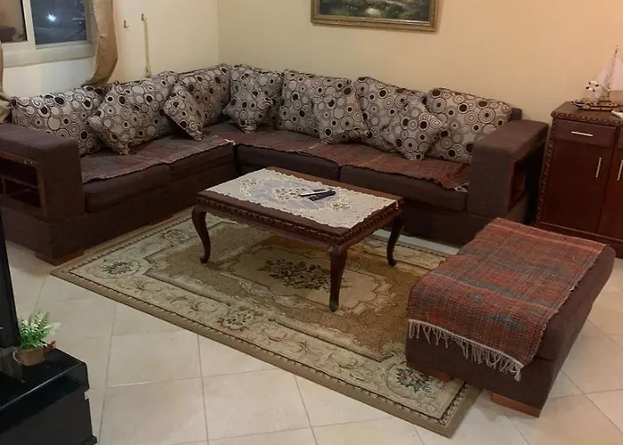 ذات طابع عائلى متميز بها كافة الامكانيات من فلتر ماء وواى فاى *